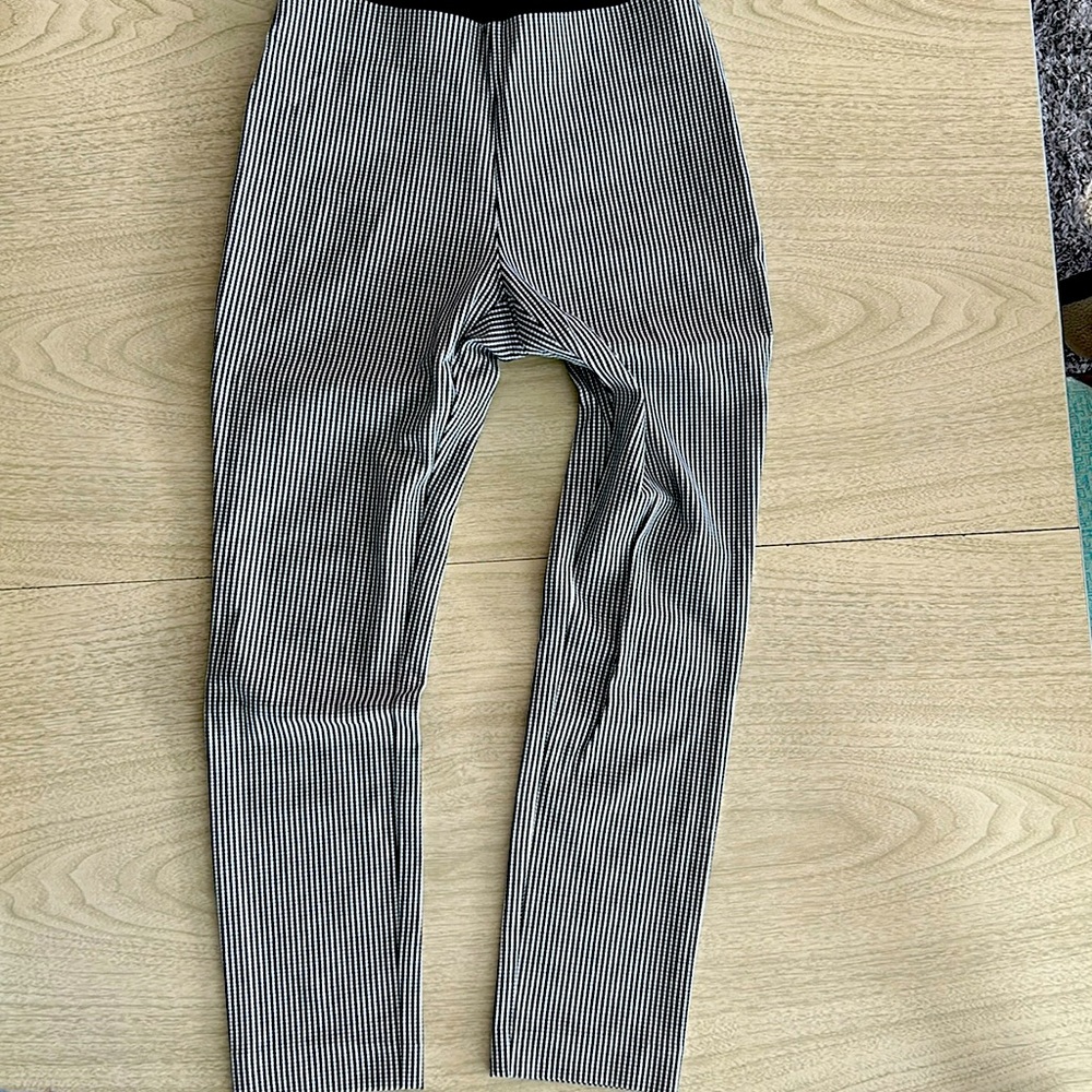 Women’s pull on dress pants